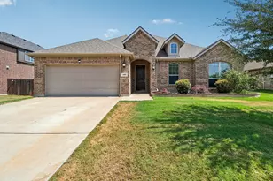 609 Richard St, Crowley, TX 76036 - Photo 2