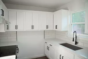 4741 McCart Ave, Fort Worth, TX 76115 - Photo 16