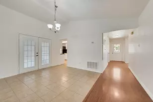 7001 Rose Lea Ct, Fort Worth, TX 76137 - Photo 4
