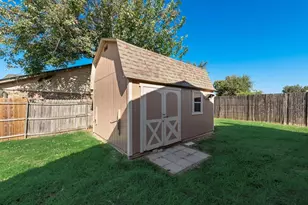 7001 Rose Lea Ct, Fort Worth, TX 76137 - Photo 24
