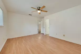 7001 Rose Lea Ct, Fort Worth, TX 76137 - Photo 18
