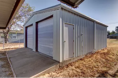 1200 1st Street, Graham, TX 76450 - Photo 36