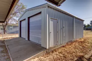 1200 1st St, Graham, TX 76450 - Photo 36