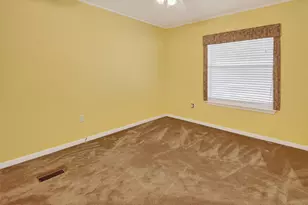 1200 1st St, Graham, TX 76450 - Photo 10