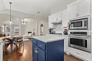 887 Woodrow Dr, Lewisville, TX 75067 - Photo 10