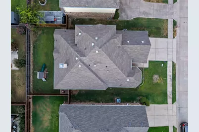 887 Woodrow Drive, Lewisville, TX 75067 - Photo 32