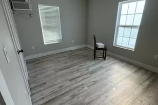 3229 Tom Ellen St, Fort Worth, TX 76111 - Photo 8