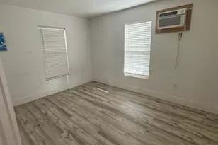 3229 Tom Ellen St, Fort Worth, TX 76111 - Photo 10