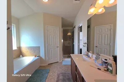 9805 Shallow Creek Drive, Waco, TX 76708 - Photo 10