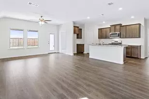 4028 Savoy Wy, McKinney, TX 75071 - Photo 6