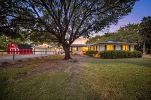 303 Pump House Rd, Ennis, TX 75119 - Photo 1