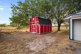303 Pump House Rd, Ennis, TX 75119 - Photo 30