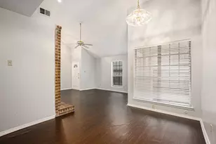 10627 Tall Oak Dr, Fort Worth, TX 76108 - Photo 4