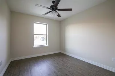 901 N Barrett Avenue, Denison, TX 75020 - Photo 8