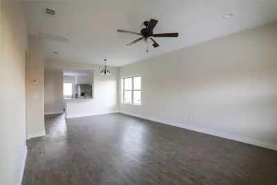 901 N Barrett Avenue, Denison, TX 75020 - Photo 2