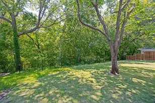 407 Valley Cove Dr, Richardson, TX 75080 - Photo 6