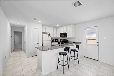 2824 Slatewood Drive, Fort Worth, TX 76179 - Photo 10
