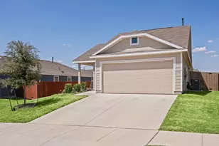 2824 Slatewood Dr, Fort Worth, TX 76179 - Photo 2