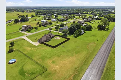 2425 Pecan Springs Road, Cleburne, TX 76031 - Photo 38
