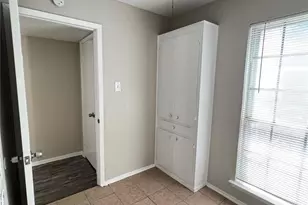 3100 Medina St, Irving, TX 75061 - Photo 10