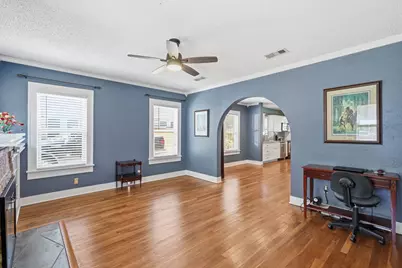 2215 Primrose Avenue, Fort Worth, TX 76111 - Photo 4
