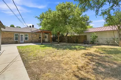 2215 Primrose Avenue, Fort Worth, TX 76111 - Photo 22