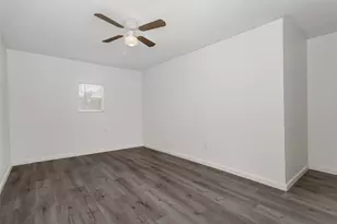 2351 Longhorn St, Dallas, TX 75228 - Photo 14