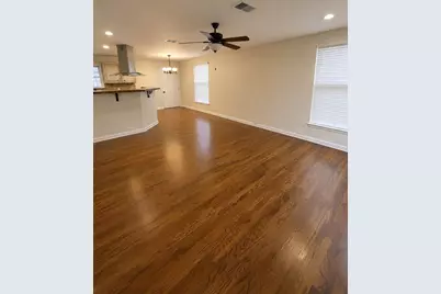 209 N 4th Street, Midlothian, TX 76065 - Photo 4