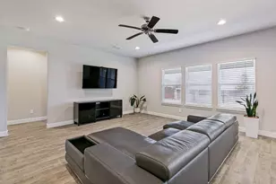 1608 Central Park Dr, Alvarado, TX 76009 - Photo 10