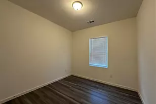 1617 Braeburn Ln, Fort Worth, TX 76052 - Photo 10