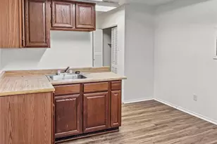 4100 Green Acres Cir, Arlington, TX 76017 - Photo 12