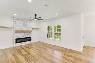 104 Parkside Dr, Trinidad, TX 75163 - Photo 12
