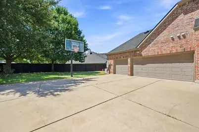6769 Canal Court, Grand Prairie, TX 75054 - Photo 32