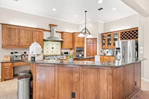 6769 Canal Ct, Grand Prairie, TX 75054 - Photo 12