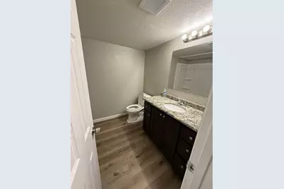327 SE 3rd Street #202, Grand Prairie, TX 75051 - Photo 10