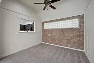3111 Bonham St, Greenville, TX 75402 - Photo 12