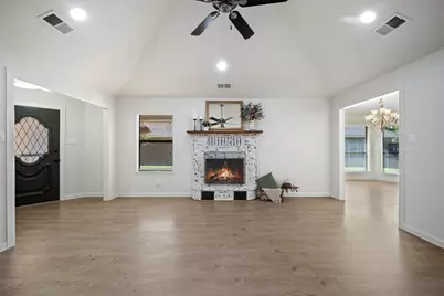 3111 Bonham Street, Greenville, TX 75402 - Photo 8