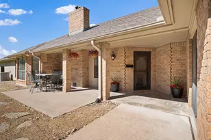 3111 Bonham St, Greenville, TX 75402 - Photo 6
