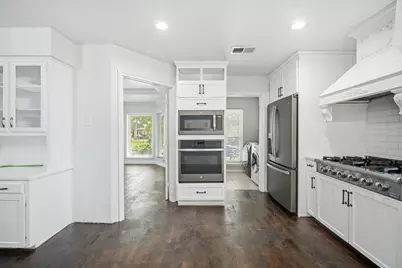 2705 Timberleaf Drive, Carrollton, TX 75006 - Photo 8