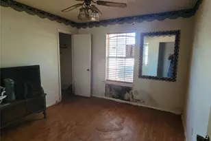 102 Buttercup Ln, Dallas, TX 75217 - Photo 12