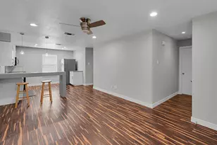 1362 S 12th St, Waco, TX 76706 - Photo 6