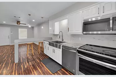 1362 S 12th Street #22, Waco, TX 76706 - Photo 14