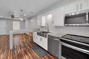 1362 S 12th St, Waco, TX 76706 - Photo 14