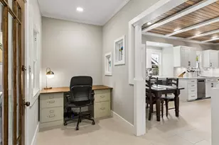 1011 Woodlawn Ave, Dallas, TX 75208 - Photo 14