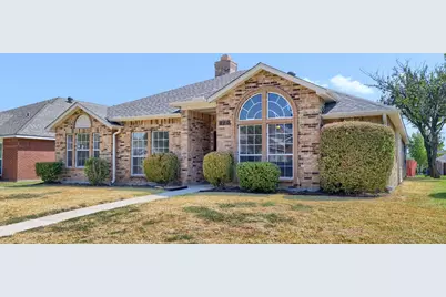 920 Jacksonhole Lane, Mesquite, TX 75149 - Photo 2