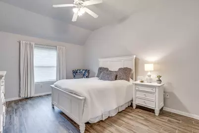 910 Royal Court, Burleson, TX 76028 - Photo 30