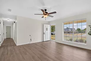 1010 Maple St, Farmersville, TX 75442 - Photo 6