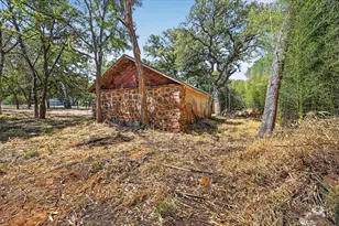 203 E 9th St, Shady Shores, TX 76208 - Photo 8