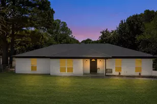 102 Amy Ct, Burleson, TX 76028 - Photo 2