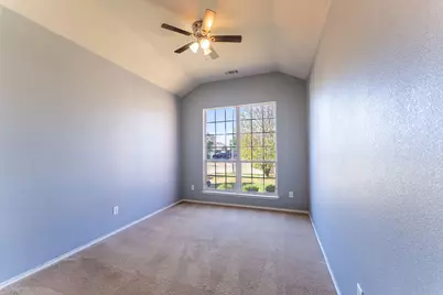 857 Rio Bravo Drive, Fort Worth, TX 76052 - Photo 16